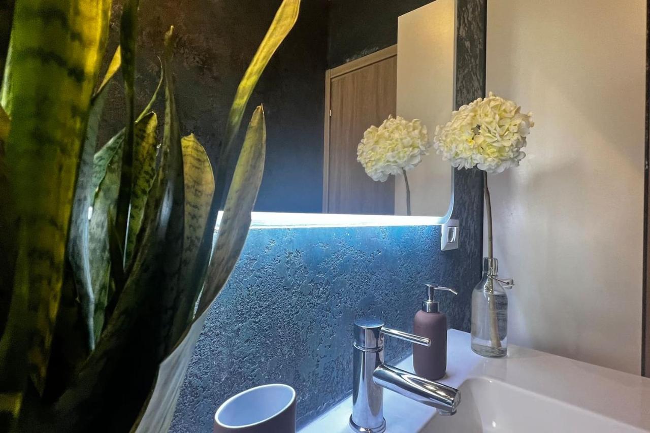 Prestigioso Trilocale Sui Navigli Con A/C & Wi-Fi Apartment Milan Bagian luar foto